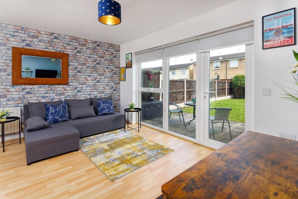 Sunshine Terrace By Happy Sunshine Stay Manchester Kültér fotó